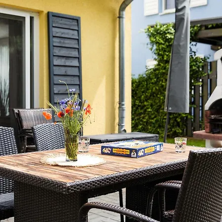 Ferienhaus-seerose-am-fleesensee-mueritz 公寓